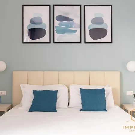 Imperium Luxury - 100mt To Metro A, 5 Min To Center, Pvt Bathroom, A-c