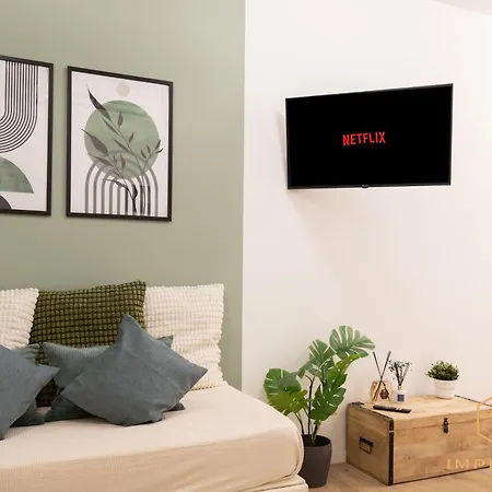 Imperium Luxury - 100mt To Metro A, 5 Min To Center, Pvt Bathroom, A-c روما