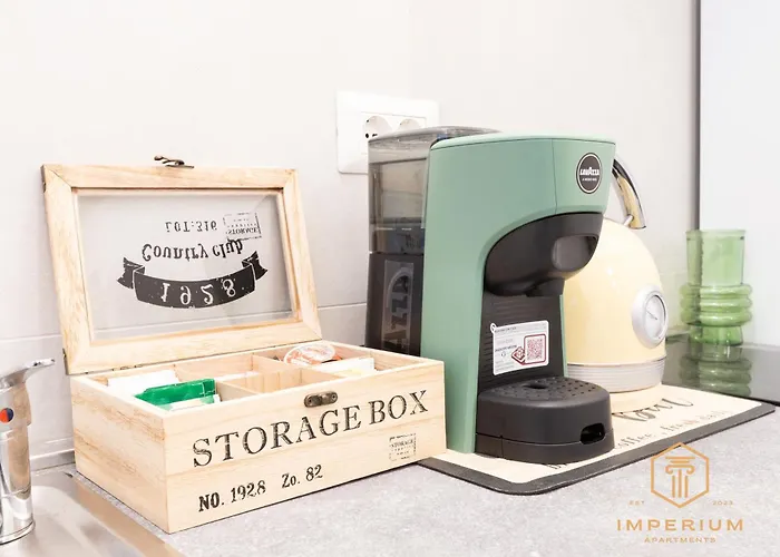 Imperium Luxury - 100mt To Metro A, 5 Min To Center, Pvt Bathroom, A-c ゲストハウス ローマ