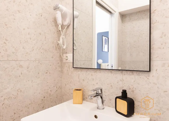 ゲストハウス Imperium Luxury - 100mt To Metro A, 5 Min To Center, Pvt Bathroom, A-c 4*